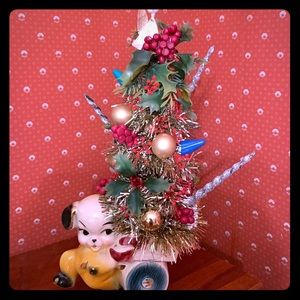 Vintage Christmas planter and tree